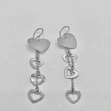 Load image into Gallery viewer, Corazones, Earrings
