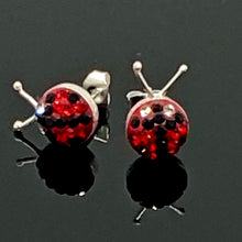 Load image into Gallery viewer, Catarinas Stud Earrings
