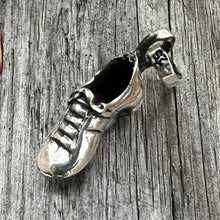 Load image into Gallery viewer, Futbol, Soccer Shoe Pendant
