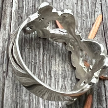 Load image into Gallery viewer, Opalo, Ring
